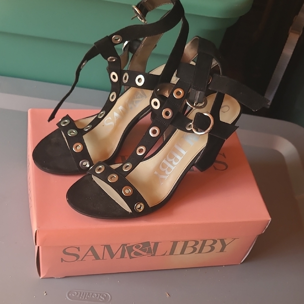 Sam & Libby Black Heeled Sandals with Studded Straps - Picture 1 of 2